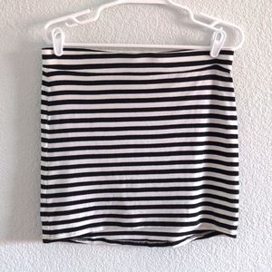 H&M Divided Black and White strip mini skirt